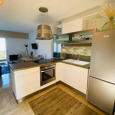 Cote D'azur - Piscine - Tennis Apartment