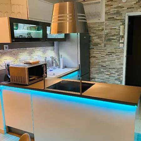 Cote D'azur - Piscine - Tennis Apartment Villeneuve-Loubet